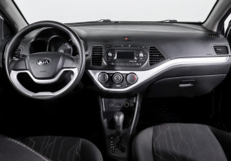 Подержанный автомобиль Kia Picanto 2013 года (12 фото)