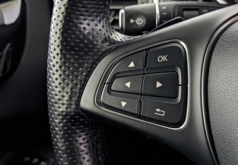 Подержанный автомобиль Mercedes-Benz GLE 2016 года (29 фото)