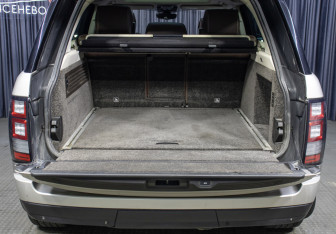 Подержанный автомобиль Land Rover Range Rover 2017 года (10 фото)