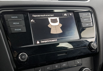 Подержанный автомобиль Skoda Octavia Liftback 2018 года (26 фото)