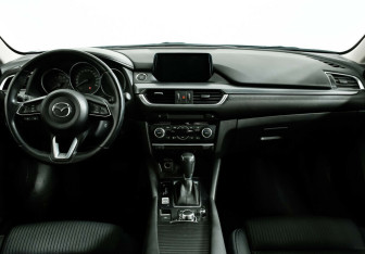 Подержанный автомобиль Mazda 6 Sedan 2018 года (10 фото)