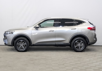 Подержанный автомобиль Haval F7 2024 года (8 фото)