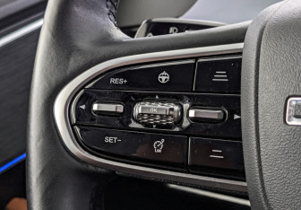 Подержанный автомобиль Omoda C5 2023 года (29 фото)