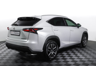 Подержанный автомобиль Lexus NX 2017 года (5 фото)