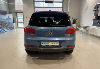 Подержанный автомобиль Volkswagen Tiguan 2011 года (5 фото)