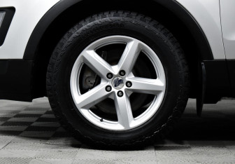 Подержанный автомобиль Ford Explorer 2017 года (7 фото)