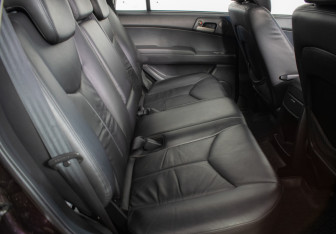 Подержанный автомобиль SsangYong Kyron 2011 года (10 фото)