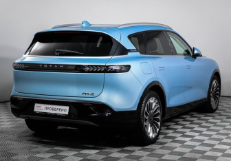 Подержанный автомобиль Voyah Free 2023 года (5 фото)