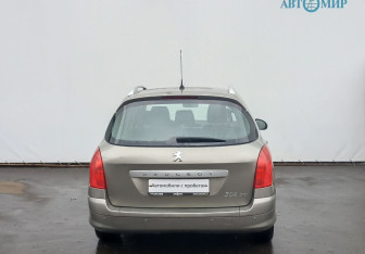 Подержанный автомобиль Peugeot 308 Wagon 2010 года (6 фото)