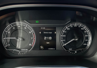 Подержанный автомобиль Geely Coolray 2020 года (11 фото)