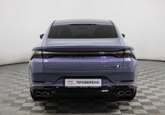 Подержанный автомобиль Geely Preface 2024 года (6 фото)