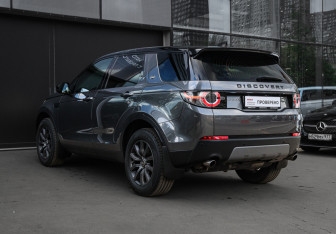 Подержанный автомобиль Land Rover Discovery Sport 2019 года (6 фото)