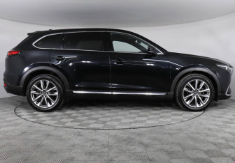 Подержанный автомобиль Mazda CX-9 2018 года (4 фото)