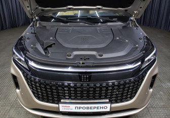 Подержанный автомобиль Evolute i-SPACE 2024 года (9 фото)