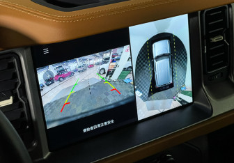 Подержанный автомобиль Ford Bronco 2024 года (18 фото)