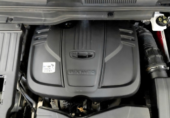 Подержанный автомобиль Geely Coolray 2022 года (9 фото)