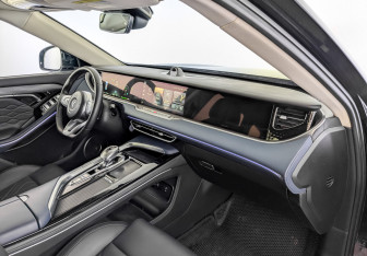 Подержанный автомобиль Voyah Free 2023 года (11 фото)