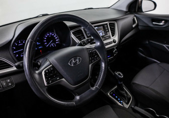 Подержанный автомобиль Hyundai Solaris Sedan 2019 года (8 фото)