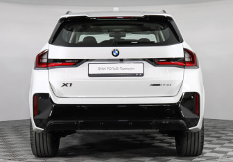 Новый BMW X1 2025 (4 фото)