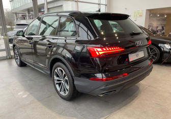 Новый Audi Q7 2024 (6 фото)