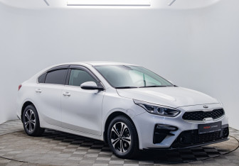 Подержанный автомобиль Kia Cerato Sedan 2019 года (7 фото)