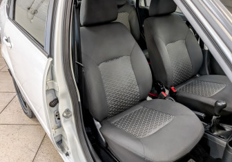 Подержанный автомобиль LADA (ВАЗ) Granta Sedan 2023 года (21 фото)