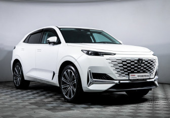 Подержанный автомобиль Changan UNI-K 2023 года (3 фото)