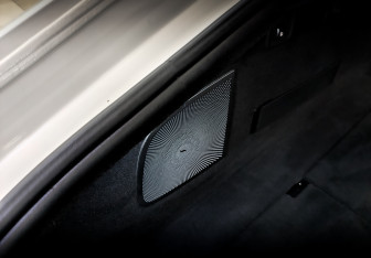 Подержанный автомобиль Mercedes-Benz AMG GT Liftback 2021 года (25 фото)