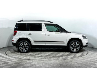 Подержанный автомобиль Skoda Yeti 2015 года (4 фото)