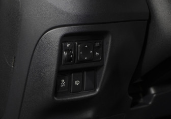 Подержанный автомобиль Nissan Juke 2012 года (18 фото)