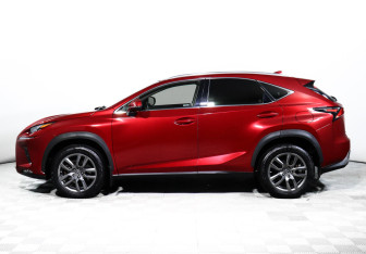 Подержанный автомобиль Lexus NX 2018 года (8 фото)