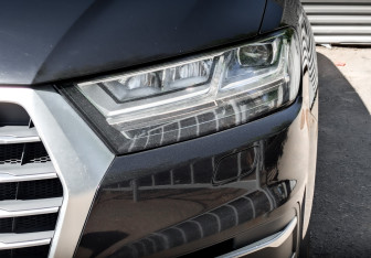 Подержанный автомобиль Audi Q7 2018 года (17 фото)