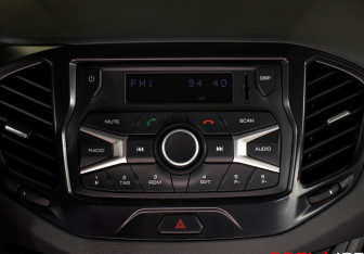 Подержанный автомобиль LADA (ВАЗ) Vesta Sedan 2018 года (14 фото)