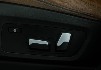Подержанный автомобиль BMW X3 2021 года (17 фото)