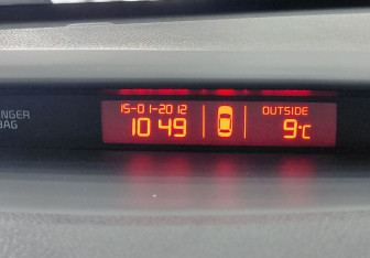 Подержанный автомобиль Kia Ceed Hatchback 2013 года (14 фото)