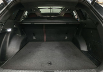 Подержанный автомобиль Geely Monjaro 2023 года (15 фото)