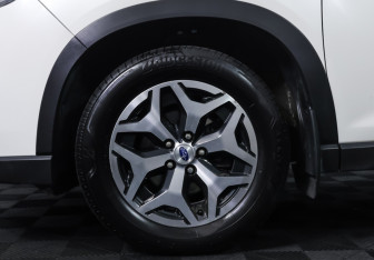 Подержанный автомобиль Subaru Forester Suv 2018 года (26 фото)