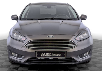 Подержанный автомобиль Ford Focus Hatchback 2018 года (2 фото)