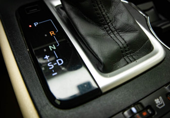 Подержанный автомобиль Toyota Highlander 2014 года (16 фото)