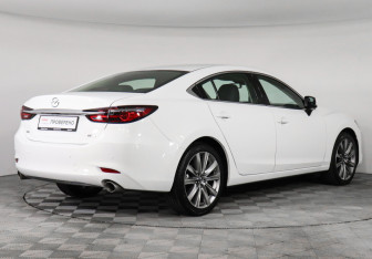 Новый Mazda 6 Sedan 2023 (5 фото)