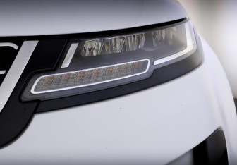 Подержанный автомобиль Land Rover Range Rover Evoque 2020 года (17 фото)