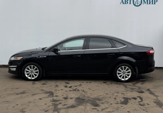 Подержанный автомобиль Ford Mondeo Sedan 2012 года (8 фото)