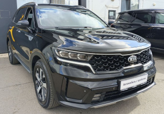 Подержанный автомобиль Kia Sorento 2020 года (3 фото)