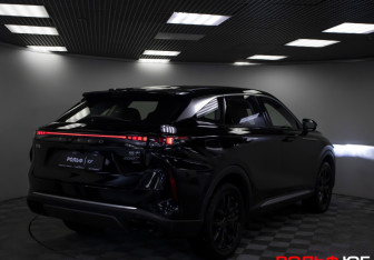 Подержанный автомобиль Exeed RX 2023 года (28 фото)