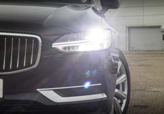 Подержанный автомобиль Volvo S90 2019 года (3 фото)