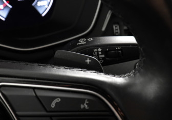 Подержанный автомобиль Audi A4 Sedan 2020 года (15 фото)