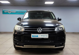 Подержанный автомобиль Volkswagen Touareg 2012 года (2 фото)