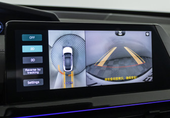 Подержанный автомобиль Changan UNI-V 2024 года (14 фото)