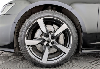 Подержанный автомобиль Audi A6 Sedan 2018 года (18 фото)