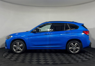 Подержанный автомобиль BMW X1 2021 года (5 фото)